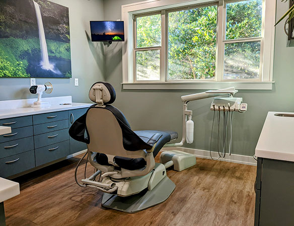 The reception area of Cascade Dental 